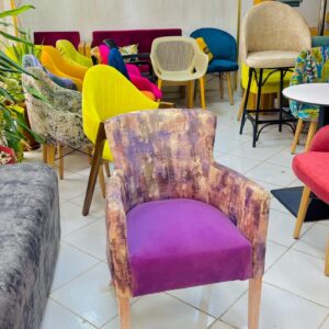chaises et tables pour restaurants